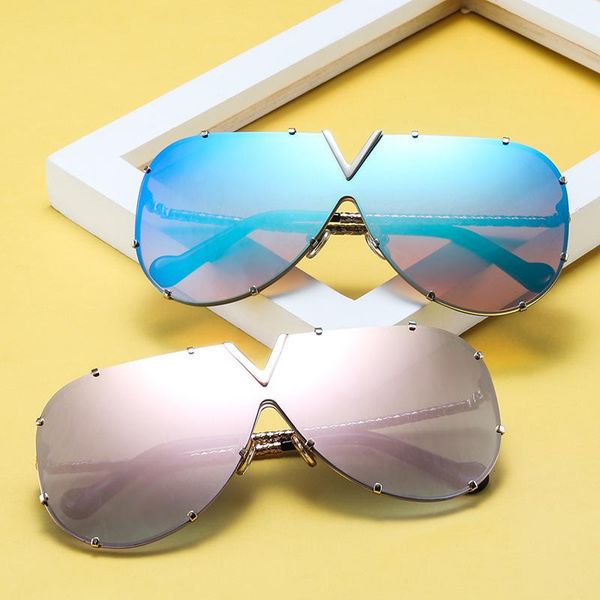 outdoor eyewear the 2021 l metal sunglasses men's and women's personality fashion street snap uv400
outdoor eyewear the 2021 l metal sunglasses men's and women's personality fashion street snap uv400
