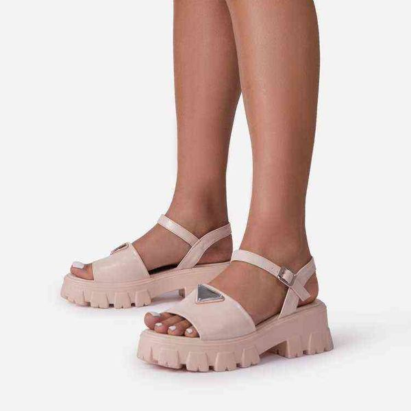 large size women's shoes summer thick buckle women's sandals slippers leisure, Black
large size women's shoes summer thick buckle women's sandals slippers leisure, Black