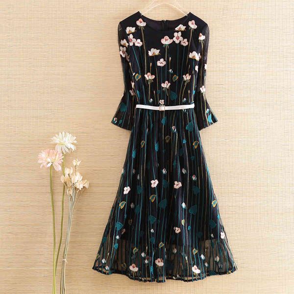 dress the autumn mesh ethnic style retro elegant embroidery slim o-neck 3/4 sleeve party dress s-xxl, Black;gray
dress the autumn mesh ethnic style retro elegant embroidery slim o-neck 3/4 sleeve party dress s-xxl, Black;gray