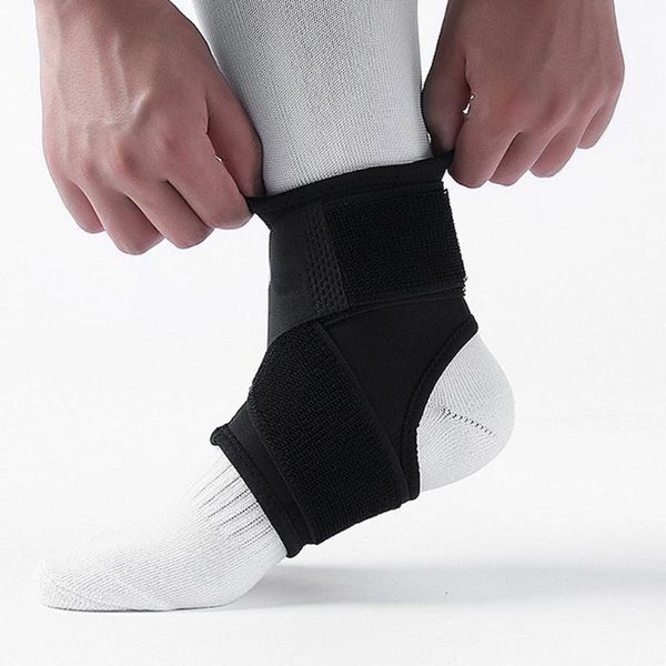 ankle support safety gym running protection foot bandage elastic brace black band anti-slip guard sport fitness, Blue;black
ankle support safety gym running protection foot bandage elastic brace black band anti-slip guard sport fitness, Blue;black