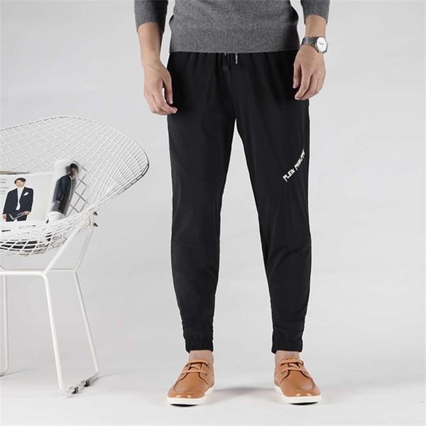 2020 new simple men's solid color fashion city loose legged sports casual pants, Gray
2020 new simple men's solid color fashion city loose legged sports casual pants, Gray