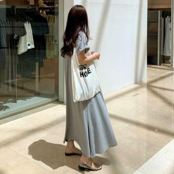 casual dresses long skirt 2021 summer loose tibetan meat thin solid knee dress, Black;gray
casual dresses long skirt 2021 summer loose tibetan meat thin solid knee dress, Black;gray