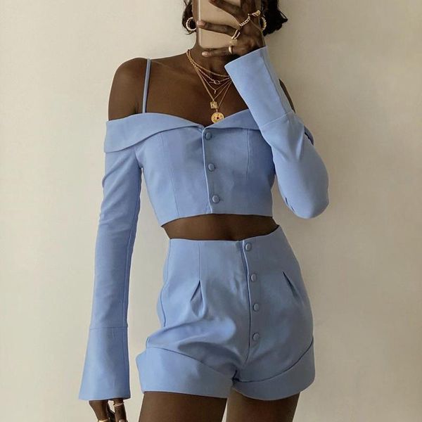 women's shorts 2021 autumn style strapless long-sleeved one-line neck suspender + high-waist single-breasted female two-piece suit, White;black
women's shorts 2021 autumn style strapless long-sleeved one-line neck suspender + high-waist single-breasted female two-piece suit, White;black