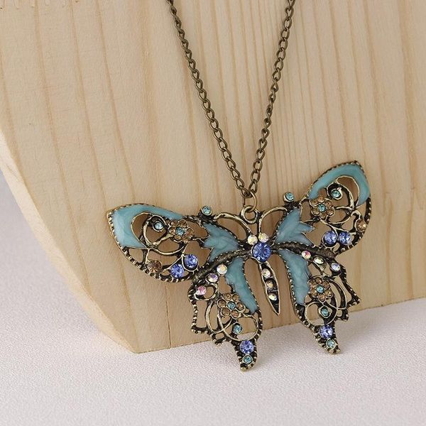 chains european and american retro hollow rhinestone butterfly sweater chain necklace jewelry accessories for women, Silver
chains european and american retro hollow rhinestone butterfly sweater chain necklace jewelry accessories for women, Silver