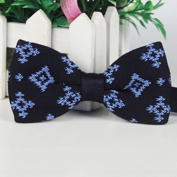 xklm men's embroidered embroidery bow ties needlewool embroidery needle knitting polyester silk british leisurepoint style wool bow tie, Black;gray
xklm men's embroidered embroidery bow ties needlewool embroidery needle knitting polyester silk british leisurepoint style wool bow tie, Black;gray