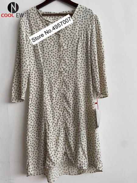 casual dresses ladies v neck button front printed short mini dress with elbow puff sleeve - women 2021 latest features wavy detail, Black;gray
casual dresses ladies v neck button front printed short mini dress with elbow puff sleeve - women 2021 latest features wavy detail, Black;gray
