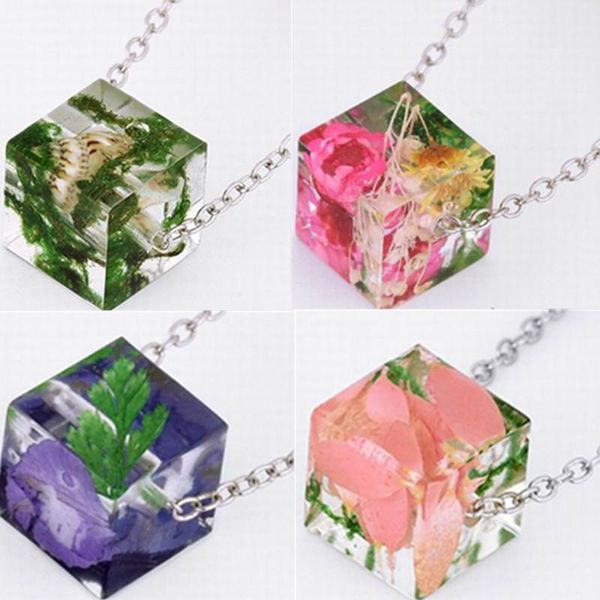 pendant necklaces 5 styles simple resin dry flower necklace with super clear february blue box collarbone chain fashion jewelry, Silver
pendant necklaces 5 styles simple resin dry flower necklace with super clear february blue box collarbone chain fashion jewelry, Silver