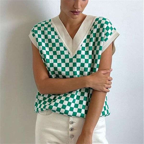 women's vests autumn and winter 2021 plaid sweater vest female european american cross-border leisure loose v-neck pullover, Black;white
women's vests autumn and winter 2021 plaid sweater vest female european american cross-border leisure loose v-neck pullover, Black;white