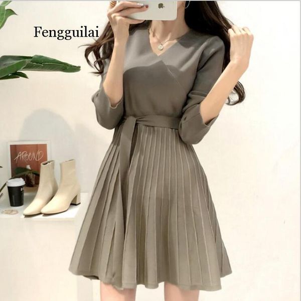 casual dresses stylish v-neck lace up knitted dress women full sleeve office ladies a line sweater female knitting vestidos, Black;gray
casual dresses stylish v-neck lace up knitted dress women full sleeve office ladies a line sweater female knitting vestidos, Black;gray
