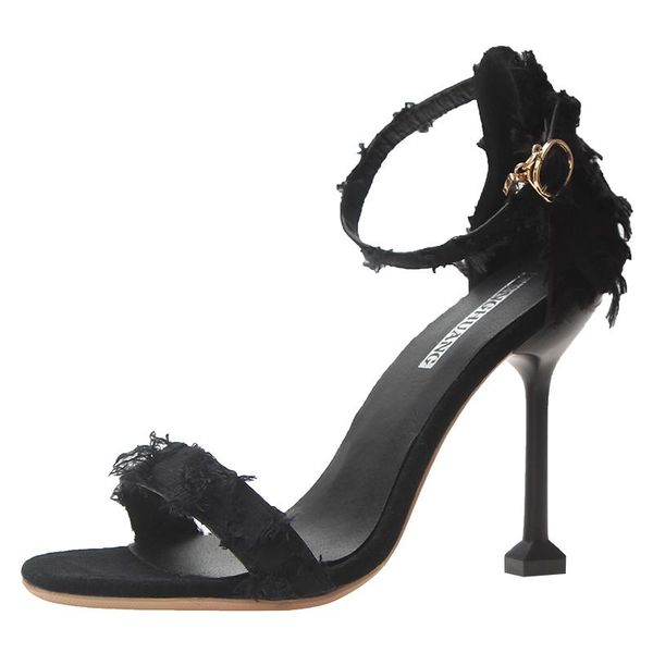 dress shoes 2021 summer black stiletto buckle with high heels wild open toe small fresh girl sandals
dress shoes 2021 summer black stiletto buckle with high heels wild open toe small fresh girl sandals