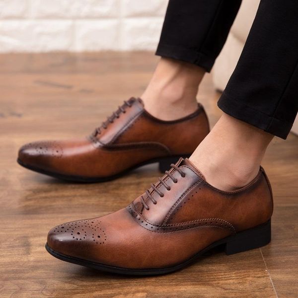 british gentleman vintage brwon black brogue leather shoes men casual loafers business formal dress footwear zapatos hombre
british gentleman vintage brwon black brogue leather shoes men casual loafers business formal dress footwear zapatos hombre