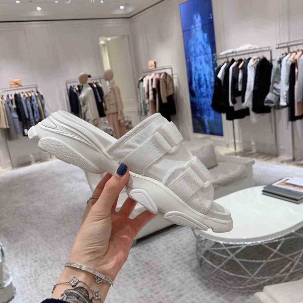 italian d / d 2021 new white fabric thick bottom sandals slippers women's slippers zlh, Black
italian d / d 2021 new white fabric thick bottom sandals slippers women's slippers zlh, Black