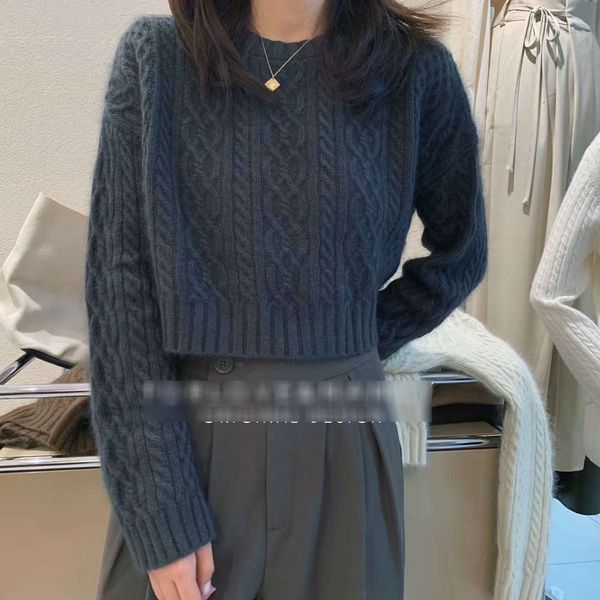 sweater autumn and winter gentle temperament twist short long sleeve sweater women, White;black 
sweater autumn and winter gentle temperament twist short long sleeve sweater women, White;black