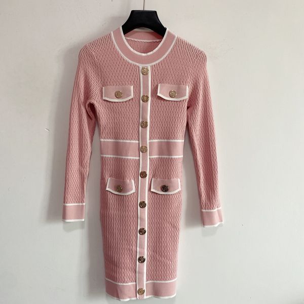 milan runway dresses 2021 autumn o neck long sleeve print women's designer dress brand same style dress 0816-24, Black
milan runway dresses 2021 autumn o neck long sleeve print women's designer dress brand same style dress 0816-24, Black