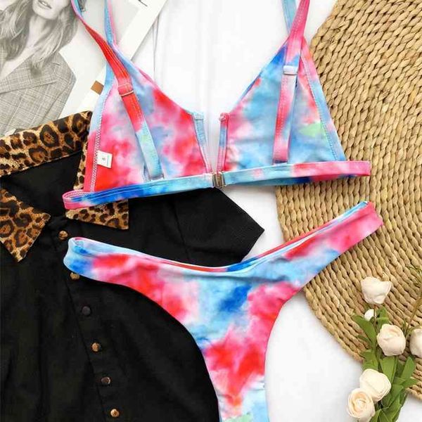 biquinis feminino 2021 swimwear bikinis reversible print micro thong v-shaped push up swimsuit women bikini setby a
biquinis feminino 2021 swimwear bikinis reversible print micro thong v-shaped push up swimsuit women bikini setby a