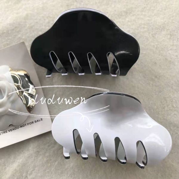 8x4cm fashion vintage acryic hair claw engraved c collection item fashion hair clips c classic hair accessories party gift for souvenirs vip
8x4cm fashion vintage acryic hair claw engraved c collection item fashion hair clips c classic hair accessories party gift for souvenirs vip