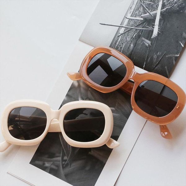Fashion Oversized Sunglasses Women Uv400 Brand Designer Rimless Metal Square Sun Glasses Female De Sol, White;black
Fashion Oversized Sunglasses Women Uv400 Brand Designer Rimless Metal Square Sun Glasses Female De Sol, White;black