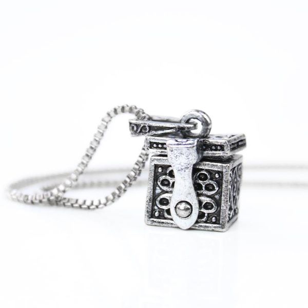 vintage openable magic box pendant necklace fashion antique chain statement charm jewelry gifts necklaces, Silver
vintage openable magic box pendant necklace fashion antique chain statement charm jewelry gifts necklaces, Silver