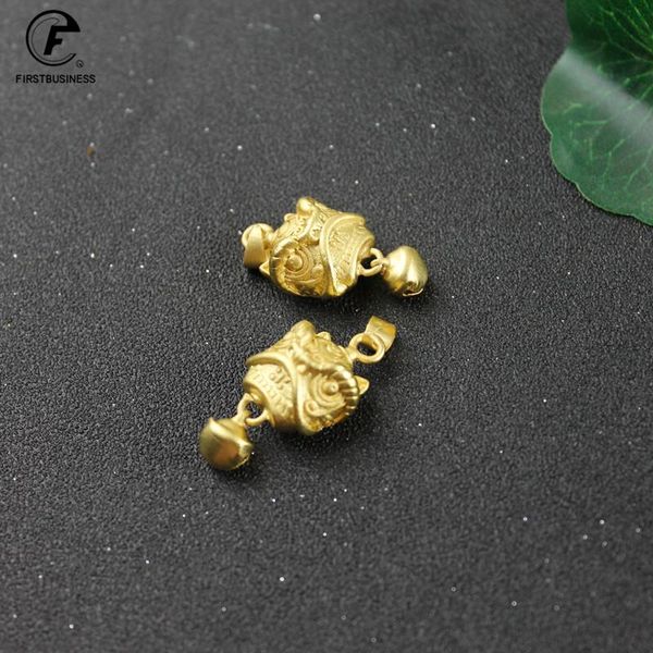 party favor copper gold lions head bell small ornaments desk feng shui decorations retro brass keychain pendants car decoration accessories
party favor copper gold lions head bell small ornaments desk feng shui decorations retro brass keychain pendants car decoration accessories