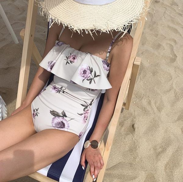 korea monokini women one piece swimwear ruffle swimsuit padded bathing suit beachwear one-piece suits
korea monokini women one piece swimwear ruffle swimsuit padded bathing suit beachwear one-piece suits