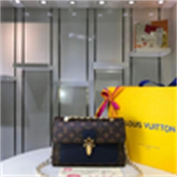 luxury m41731 all-match essential shoulder bag messenger bag handbags iconic handles shoulder bags totes cross body bag clutches designe
luxury m41731 all-match essential shoulder bag messenger bag handbags iconic handles shoulder bags totes cross body bag clutches designe