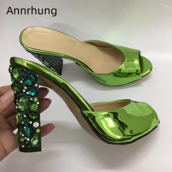 slippers bright green patent leather peep toe shoes woman jeweled rhinestone high hoof heel runway mules chic 2021 women, Black
slippers bright green patent leather peep toe shoes woman jeweled rhinestone high hoof heel runway mules chic 2021 women, Black