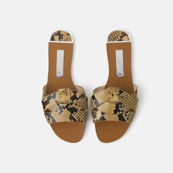 zar slippers women's 2021 summer new cross leather fashion wear flat bottomed beach shoes sandal slipper, Black
zar slippers women's 2021 summer new cross leather fashion wear flat bottomed beach shoes sandal slipper, Black