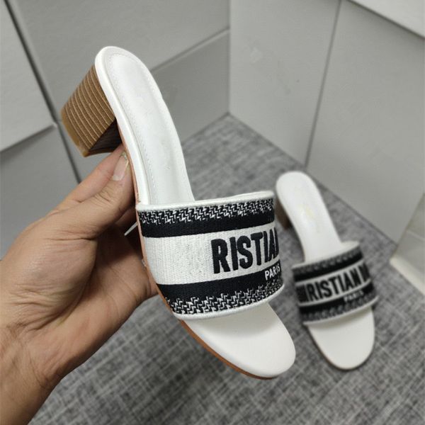 official website 70% off outlet slippers vrouwen dikke hak zomer strand vakantie buiten slijtage borduurwerk hoge sandalen, Black
official website 70% off outlet slippers vrouwen dikke hak zomer strand vakantie buiten slijtage borduurwerk hoge sandalen, Black