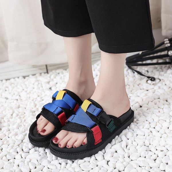 slipper female big children beach slippers 2021 korean summer men and women children' shoes flat sandals, Black;grey
slipper female big children beach slippers 2021 korean summer men and women children' shoes flat sandals, Black;grey