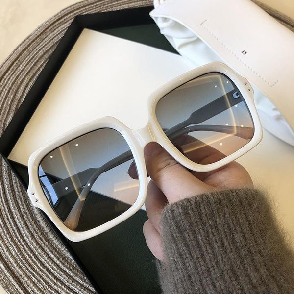 sunglasses 2021 vintage big women black fashion gradient female oversized square ladies glasses, White;black
sunglasses 2021 vintage big women black fashion gradient female oversized square ladies glasses, White;black