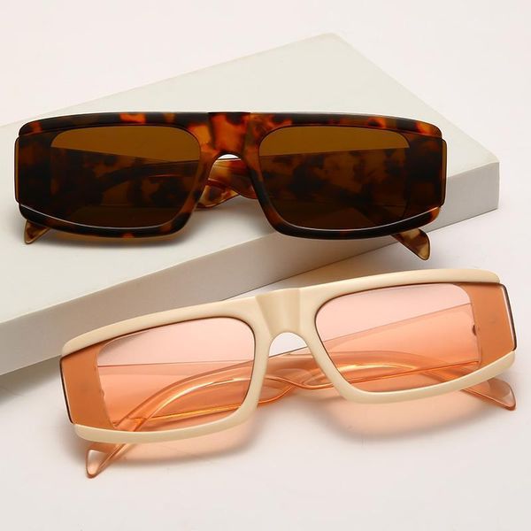 european and american sunglasses female round face street shooting with male uv beach tide 817, White;black
european and american sunglasses female round face street shooting with male uv beach tide 817, White;black