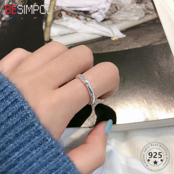 cluster rings besimpol real 925 sterling silver small thin minimalist style tin foil texture ring for women fashion jewelry, Golden;silver
cluster rings besimpol real 925 sterling silver small thin minimalist style tin foil texture ring for women fashion jewelry, Golden;silver