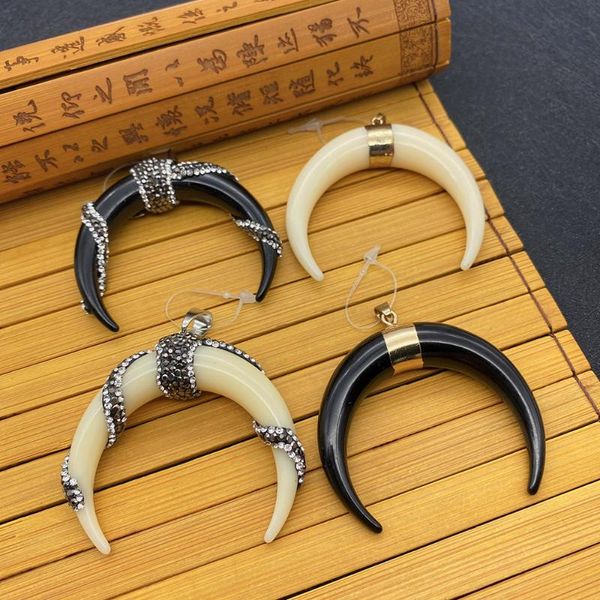 charms natural stone pendant resin cow bone black and white moon shaped diamond winding can be used for diy charm women's jewelry gifts, Bronze;silver
charms natural stone pendant resin cow bone black and white moon shaped diamond winding can be used for diy charm women's jewelry gifts, Bronze;silver