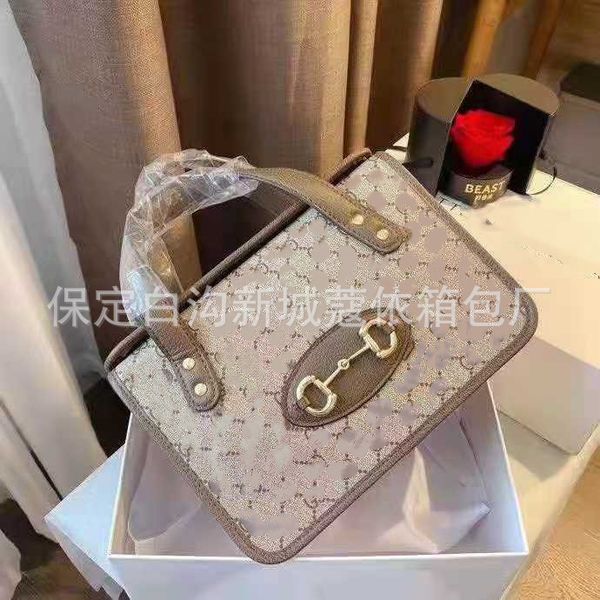 2021 new printed small square women's 1955 buckle box antique leisure lady's handbag yfx0 89rq v4dr
2021 new printed small square women's 1955 buckle box antique leisure lady's handbag yfx0 89rq v4dr
