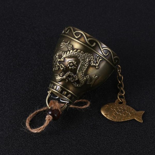 2pcs chinese traditional feng shui wind chime dragon pattern alloy chimes carp pendant outdoor decor for peace (bronze) decorative objects &
2pcs chinese traditional feng shui wind chime dragon pattern alloy chimes carp pendant outdoor decor for peace (bronze) decorative objects &