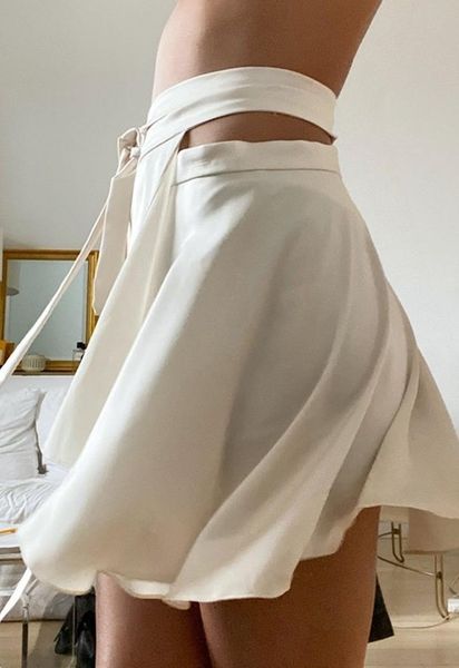 skirts women white o-neck bandage solid color mini pencil 2021 fall casual satin high waist skirt fashion party suit outfits, Black
skirts women white o-neck bandage solid color mini pencil 2021 fall casual satin high waist skirt fashion party suit outfits, Black