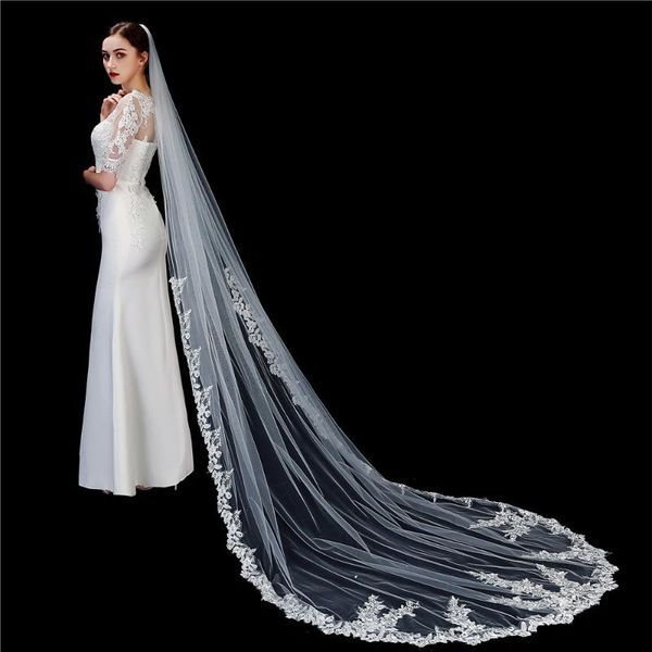 bridal veils 2021 wedding dress with comb lace edge one-layer appliqued 3m cathedral veil, Black
bridal veils 2021 wedding dress with comb lace edge one-layer appliqued 3m cathedral veil, Black