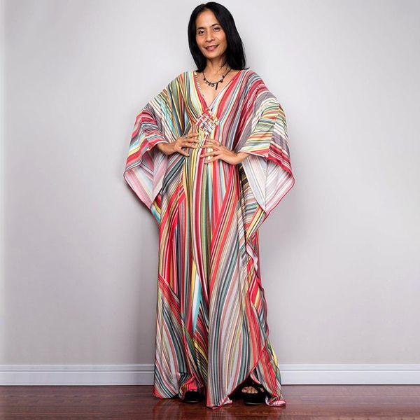 women's swimwear colorful stripe print bikini cover up women v-neck beach dress tunics kaftan oversize weave beachwear swimsuit ups, White;black
women's swimwear colorful stripe print bikini cover up women v-neck beach dress tunics kaftan oversize weave beachwear swimsuit ups, White;black