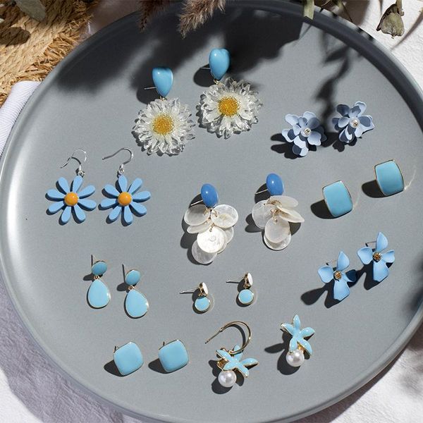 hoop & huggie blue flower ladies earrings fresh and sweet long love temperament fashion jewelry metal, Golden;silver
hoop & huggie blue flower ladies earrings fresh and sweet long love temperament fashion jewelry metal, Golden;silver