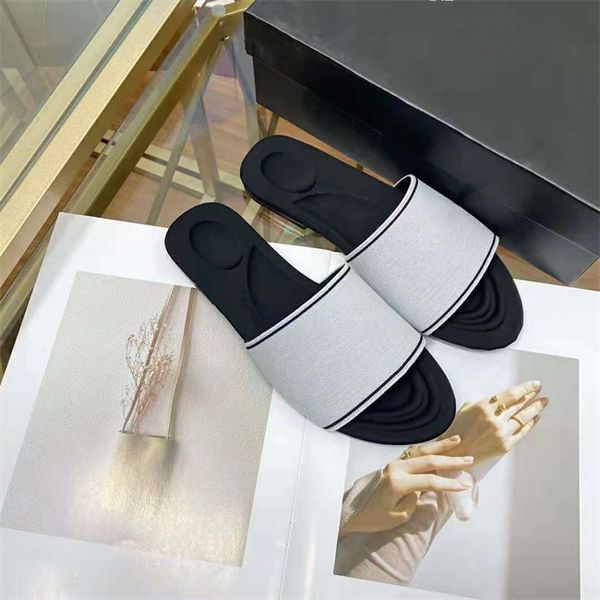 2021 early spring products sandalss and slippers ladies luxury quality sandals slipperss elastic flying woven lycra fabric high-end fashion, Black
2021 early spring products sandalss and slippers ladies luxury quality sandals slipperss elastic flying woven lycra fabric high-end fashion, Black