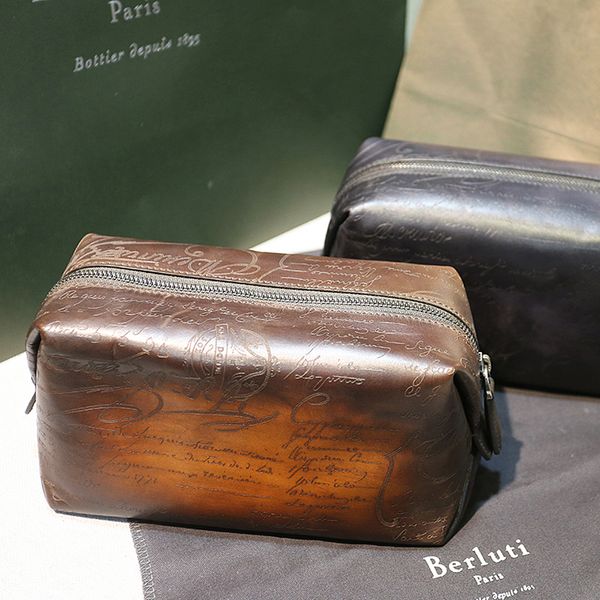 high-quality handmade leather bag hand stitched ancient method color change bags men's essential venezia scritto doudou pm clutch pillo, Black;red
high-quality handmade leather bag hand stitched ancient method color change bags men's essential venezia scritto doudou pm clutch pillo, Black;red