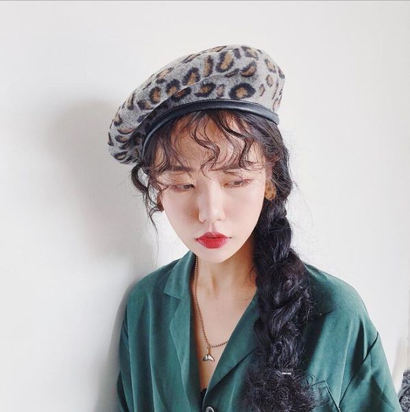 women's net red leopard beret berets hats caps gsbl026 fashion autumn and winter all-match retro painter hat pumpkin, Blue;gray
women's net red leopard beret berets hats caps gsbl026 fashion autumn and winter all-match retro painter hat pumpkin, Blue;gray