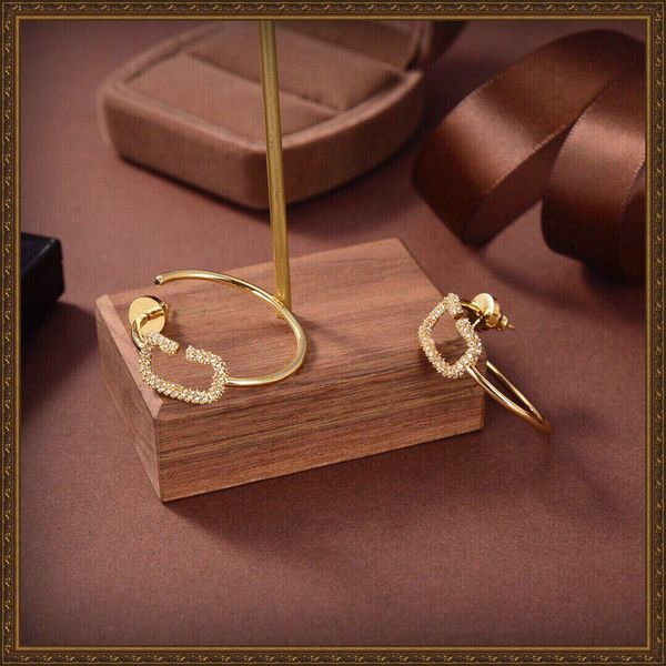 women stud earrings fashion diamond eardrop 2022 designer luxury earring classic woman letter ear studs jewelry golden dangler des boucles d, Golden;silver
women stud earrings fashion diamond eardrop 2022 designer luxury earring classic woman letter ear studs jewelry golden dangler des boucles d, Golden;silver