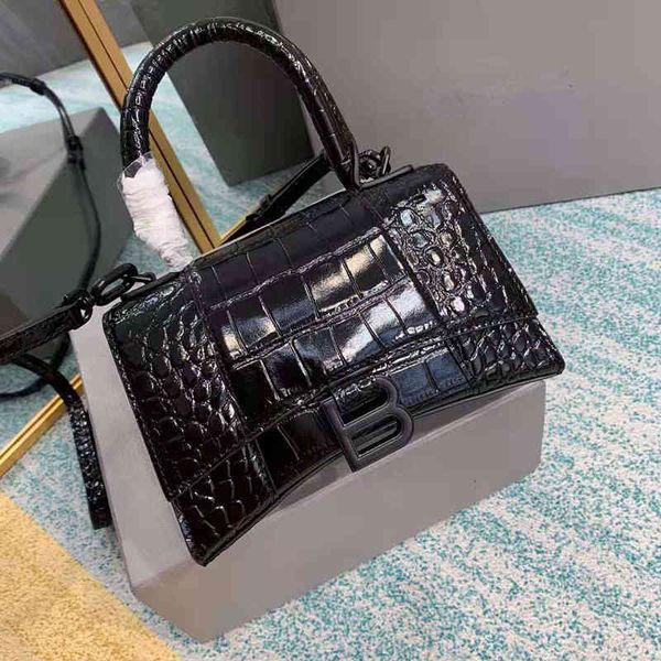 hourglassoo italy designer luxury bags new b leather plain crocodile bag star same saddle portable single shoulder
hourglassoo italy designer luxury bags new b leather plain crocodile bag star same saddle portable single shoulder