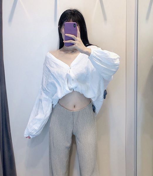 bra autumn women loose white shirts long sleeve solid v-neck female casual blouses, Red;black
bra autumn women loose white shirts long sleeve solid v-neck female casual blouses, Red;black