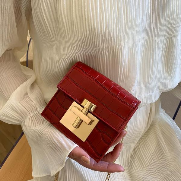 mini bag women's foreign style chain shoulder summer fashion versatile crossbite zero purse ladies messenger waist bags
mini bag women's foreign style chain shoulder summer fashion versatile crossbite zero purse ladies messenger waist bags