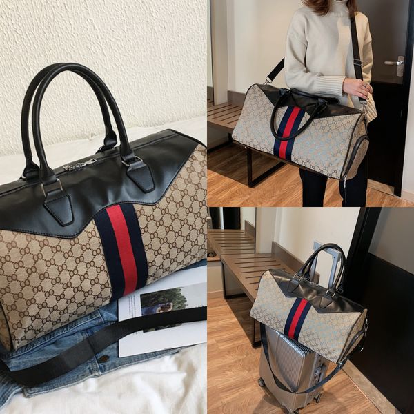 winter new high-capacity travel bag fashion sports portable sling shoulder bag short distance travel handbags
winter new high-capacity travel bag fashion sports portable sling shoulder bag short distance travel handbags