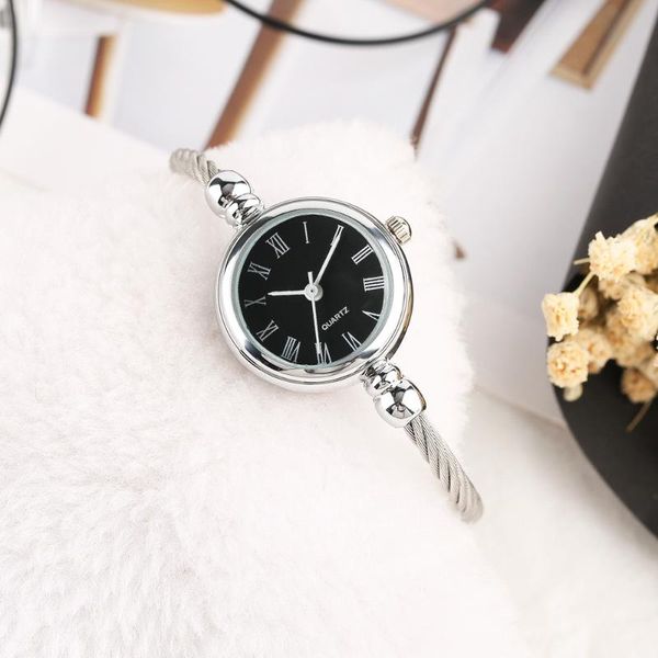 wristwatches elegant 2021 arrival women bangle watch roman number dial quartz wrist simple rotating twist stainless steel band, Slivery;brown
wristwatches elegant 2021 arrival women bangle watch roman number dial quartz wrist simple rotating twist stainless steel band, Slivery;brown