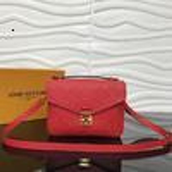 libobo6_1 p1na m41487 backpacks handbags iconic handles shoulder bags totes cross body bag clutches evening oxidized leather business, Red;black
libobo6_1 p1na m41487 backpacks handbags iconic handles shoulder bags totes cross body bag clutches evening oxidized leather business, Red;black