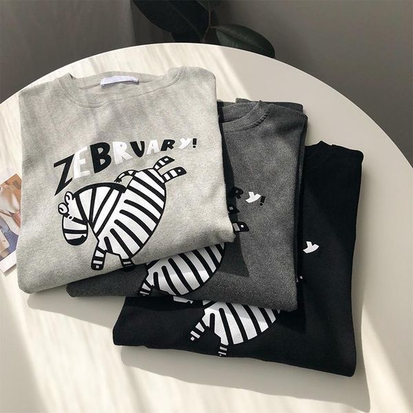 women's t-shirt 2021 spring women loose animal print tshirt korean o-neck short sleeve cotton tshirts, White
women's t-shirt 2021 spring women loose animal print tshirt korean o-neck short sleeve cotton tshirts, White